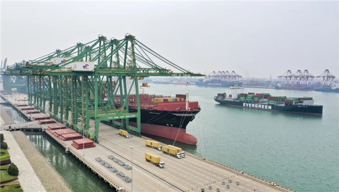 单航次进口空箱超万！天津港加快空箱周