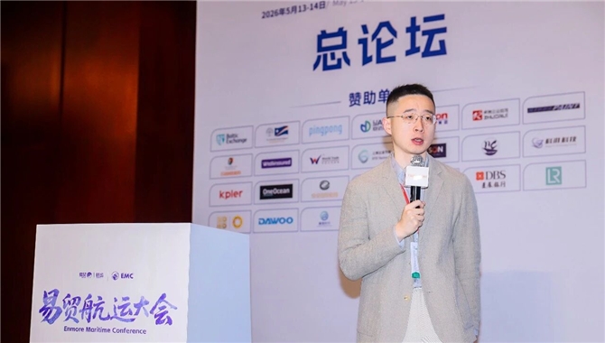 不要高估短期冲击，不要低估长期重构：